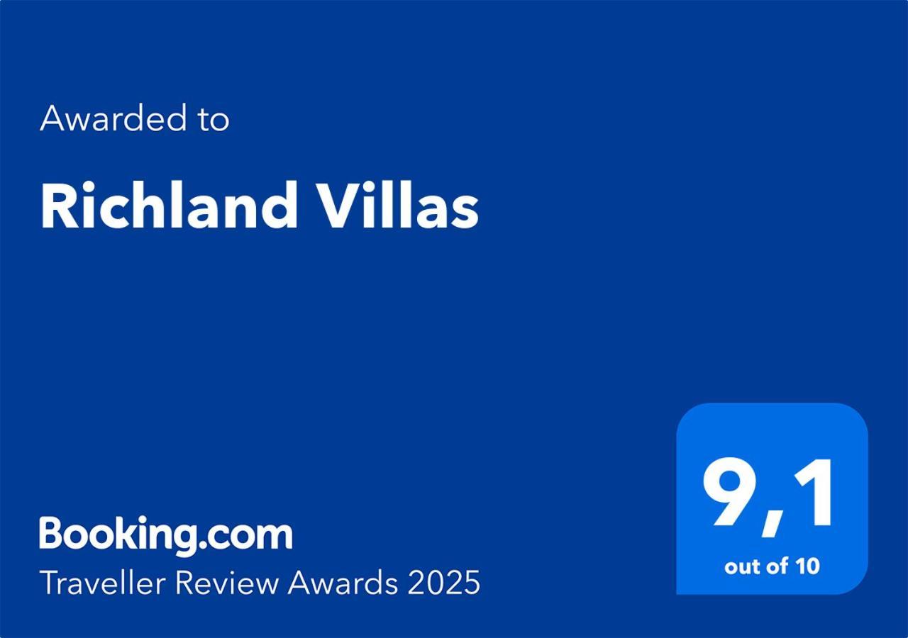 Richland Villas Flic en Flac Экстерьер фото